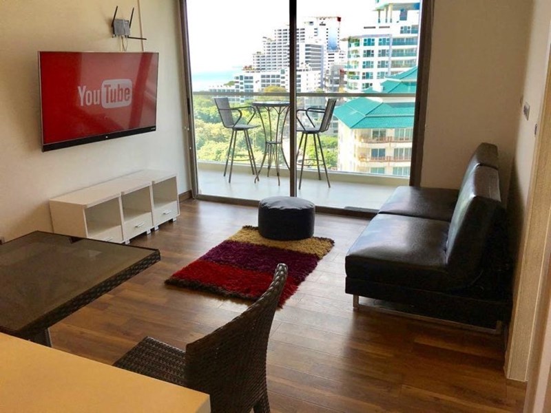 Nice 1 bed for rent  in The Peak Towers - Condominium -  - 